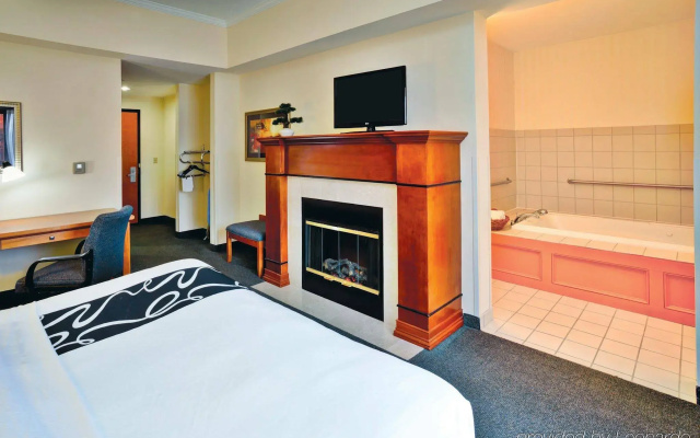 Holiday Inn Express Coventry S - West Warwick Area by IHG