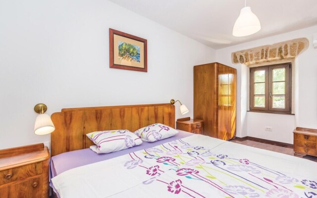 Stunning Home in Silo With Wifi and 2 Bedrooms