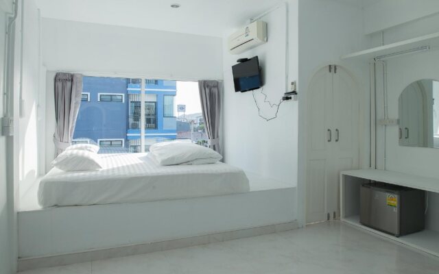 Young Money Hostel