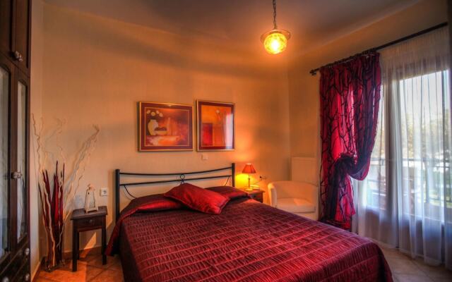 Anna Karra Studios & Apartments