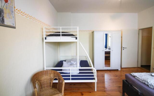 Apartments Kolo 77