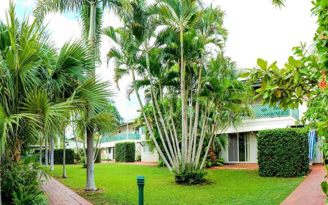 Cable Beachside Villas