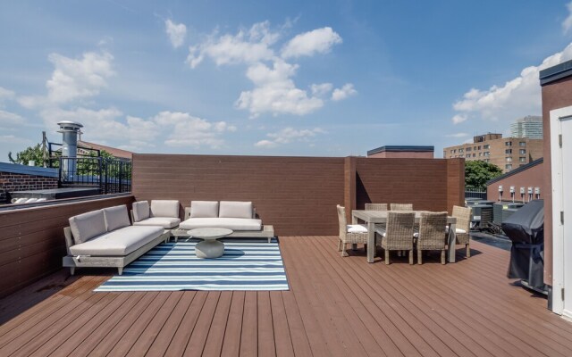 Deedee's Lofts at Grove II