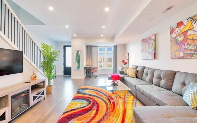 Marvelous New Townhomes for 16 guests