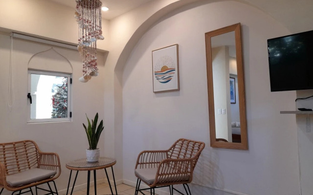 Zulu Surf Hotel