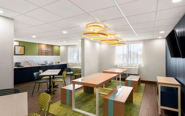 Spark by Hilton Norfolk