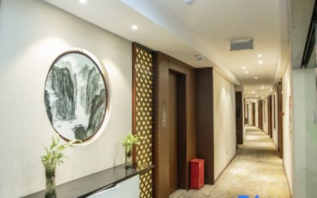 Xinbaidu Hotel
