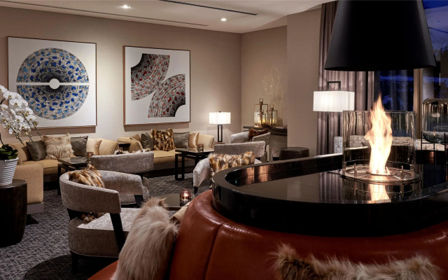 Hinode Hills Niseko Village, Curio Collection by Hilton – Lobby – Niseko