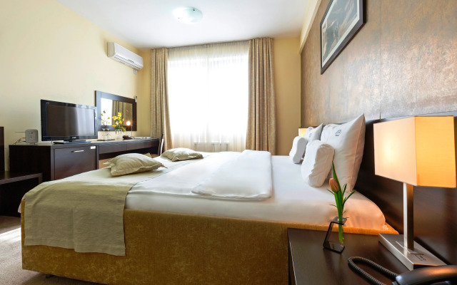 Nevski Hotel