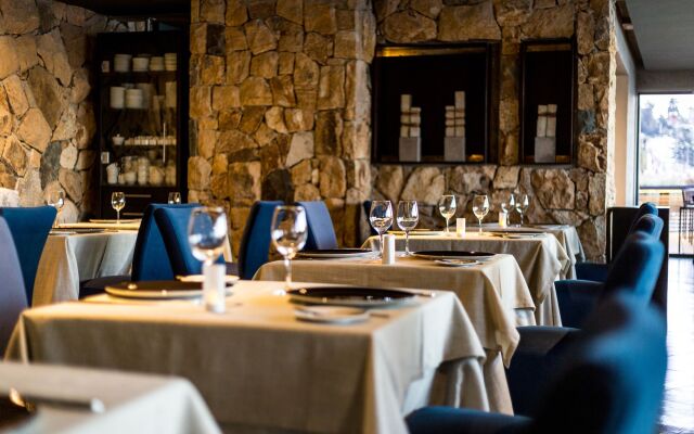 Radisson Blu Acqua Hotel & Spa Concon