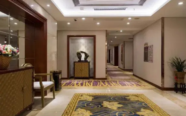 Lufeng Yating Holiday Hotel
