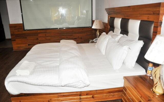 Waii Inetrnational Hotel