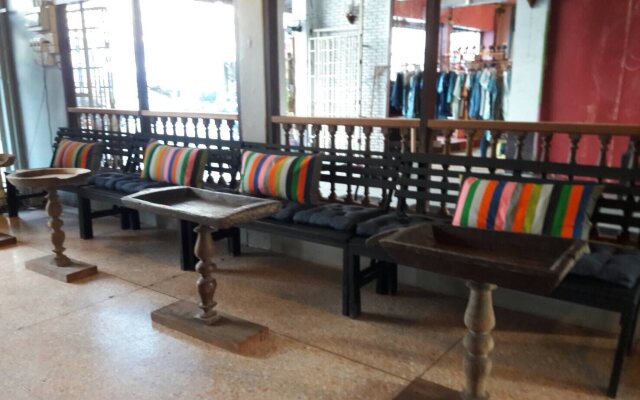 Sritrakarn Hotel