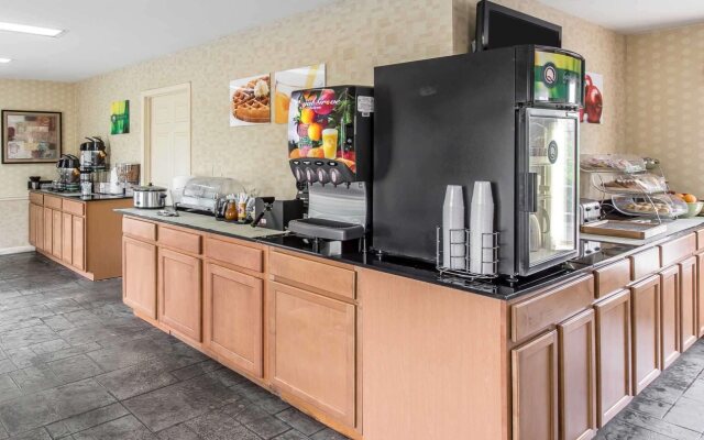 Quality Inn Crossville Near Cumberland Mountain State Park