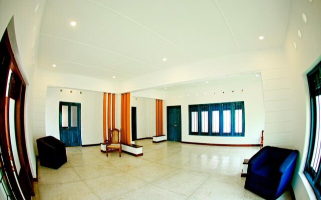 Hill4 Residence