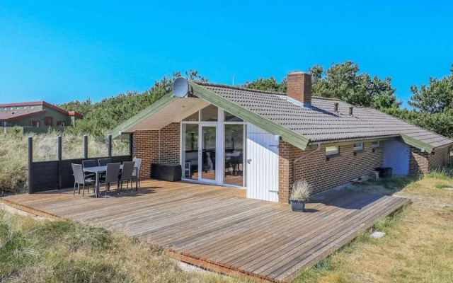 6 Person Holiday Home in Ringkobing