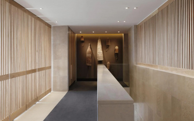 Hotel Realm