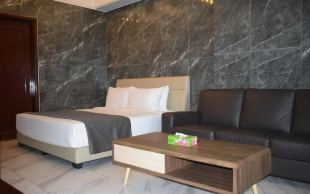 Family Apartment At Times Square