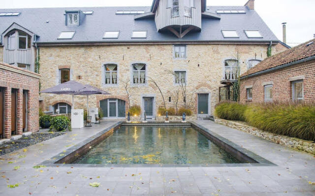 NE5T Suites & Spa