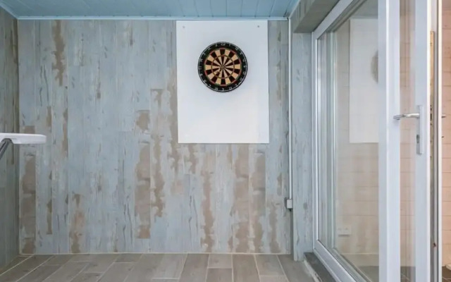 Beautiful and Spacious Vacation Home With Parking