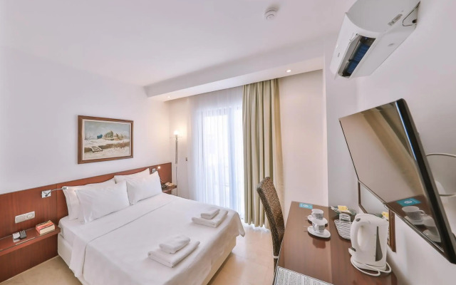 Gardenia Hotel - Adults Only