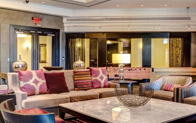 Heaven on Nashville Furnished Apartments