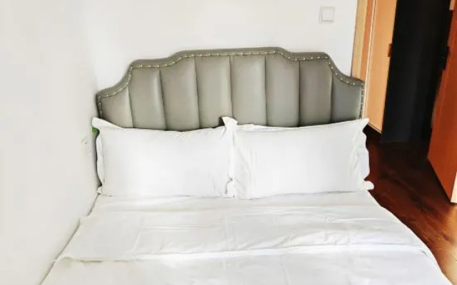 Donggang Weisi Apartment (Dalian Venice Water City Branch)