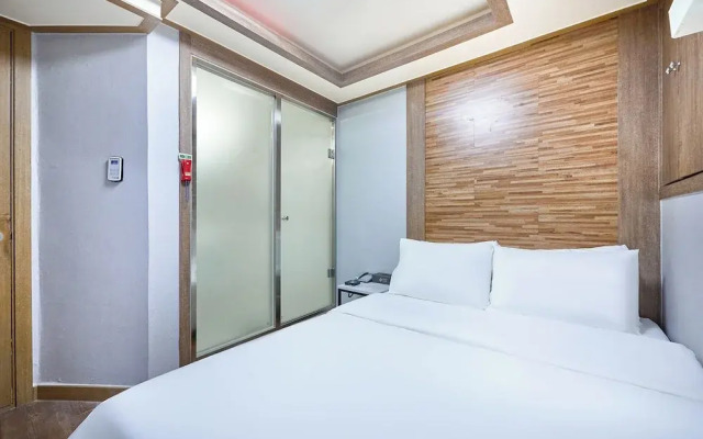 Thema Hotel - Seoul Singil