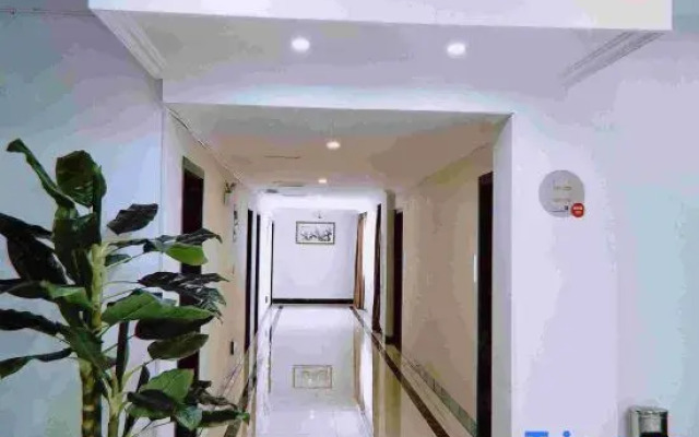 Yuyao Liangnong Hotel