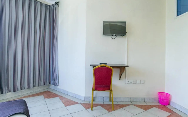 Fahari Triple Hotel