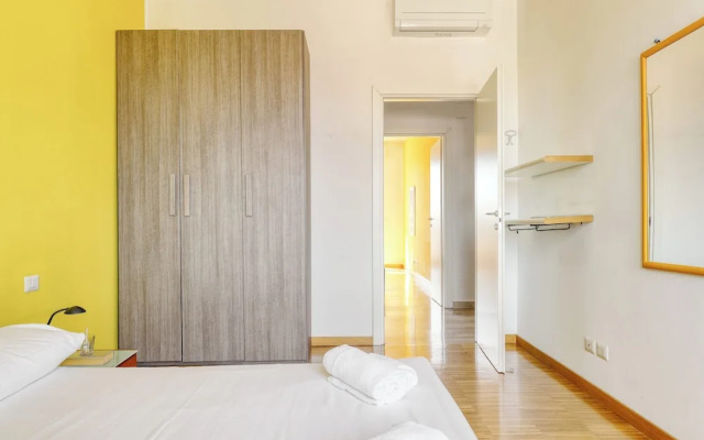 Stylish 2BR flat next to Navigli