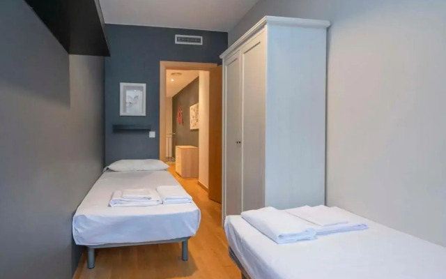 Modern and bright Duplex apartment in Eixample 4-3