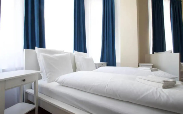 Premium Apartment by Hi5-Vaci str. 3 bedroom (219)