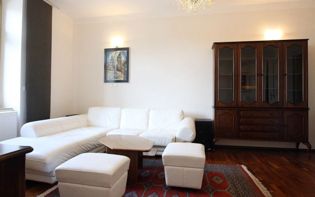 Teddy Bear Apartment