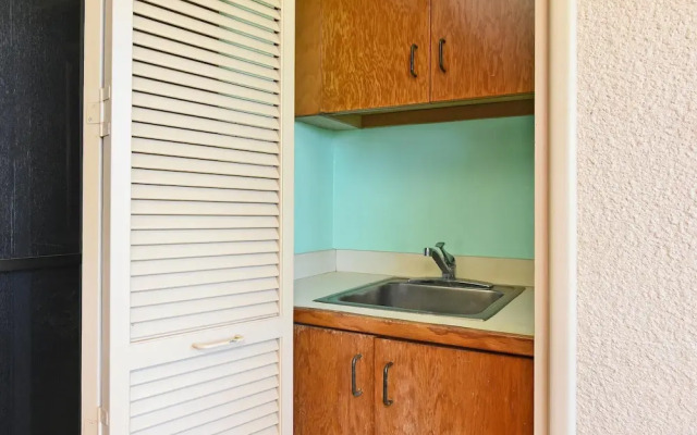 Kaanapali Royal D302