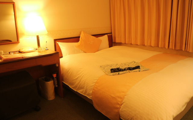 Plaza Hotel Tosu