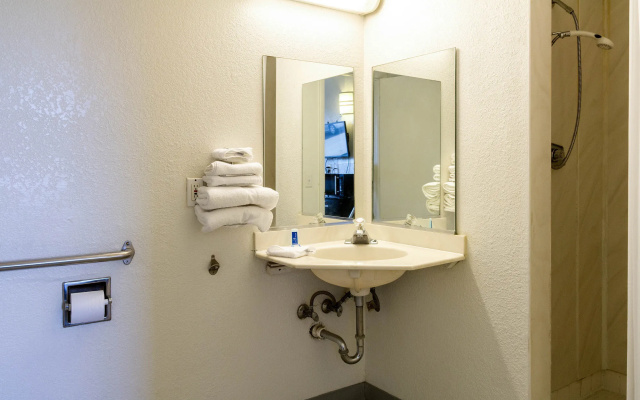 Express Inn Near Columbus Airport