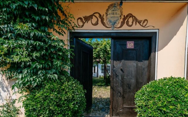 The Zoev House