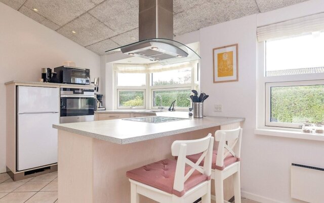 6 Person Holiday Home in Bogense