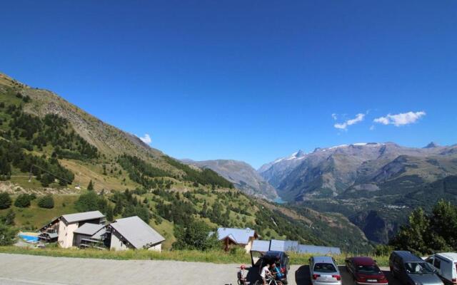 Appartement Auris, 1 pièce, 4 personnes - FR-1-297-25