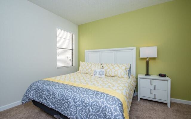 4 Bed 3 Ba Villa with Game Room & Pool