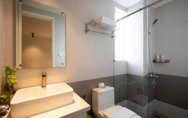 La Airport Tan Binh Hotel