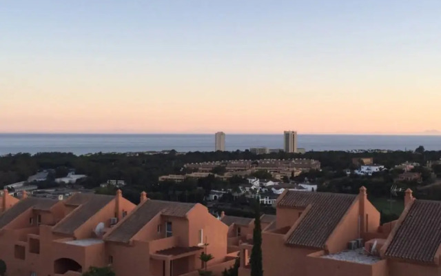 Luxury Duplex Penthouse with Sea Views ML26