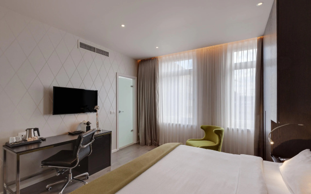 Holiday Inn Dresden - Am Zwinger by IHG