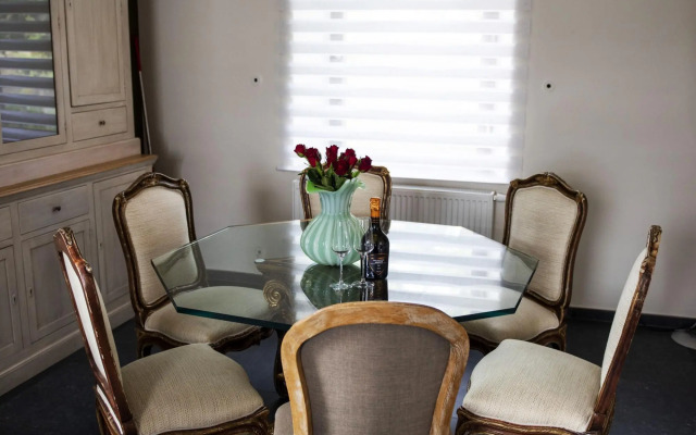 Fantastic holiday home in Spa with bubble bath and sauna