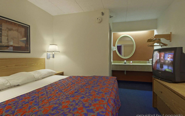 Red Roof Inn PLUS+ Chicago - Hoffman Estates