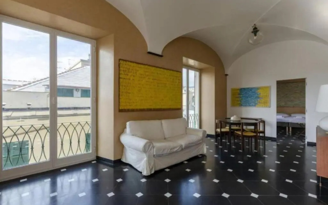 JOIVY Exclusive 3-bedroom flat near Cathedral of Genoa