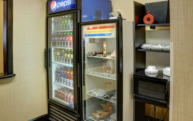 Holiday Inn Express Hotel & Suites Texarkana East by IHG