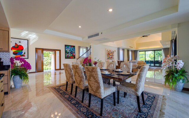 Luxury 5 Bedroom Villa nr to Beach - SRS