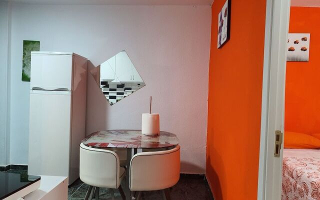 Low Cost Room Plaza de Hierro II